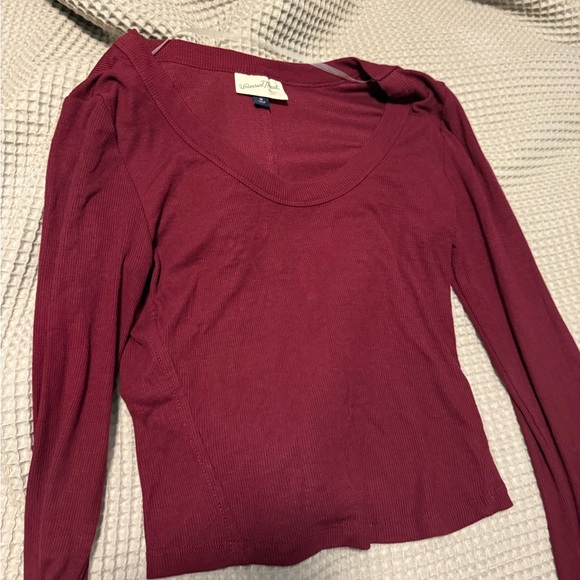 Universal thread long sleeve crop - Picture 1 of 2